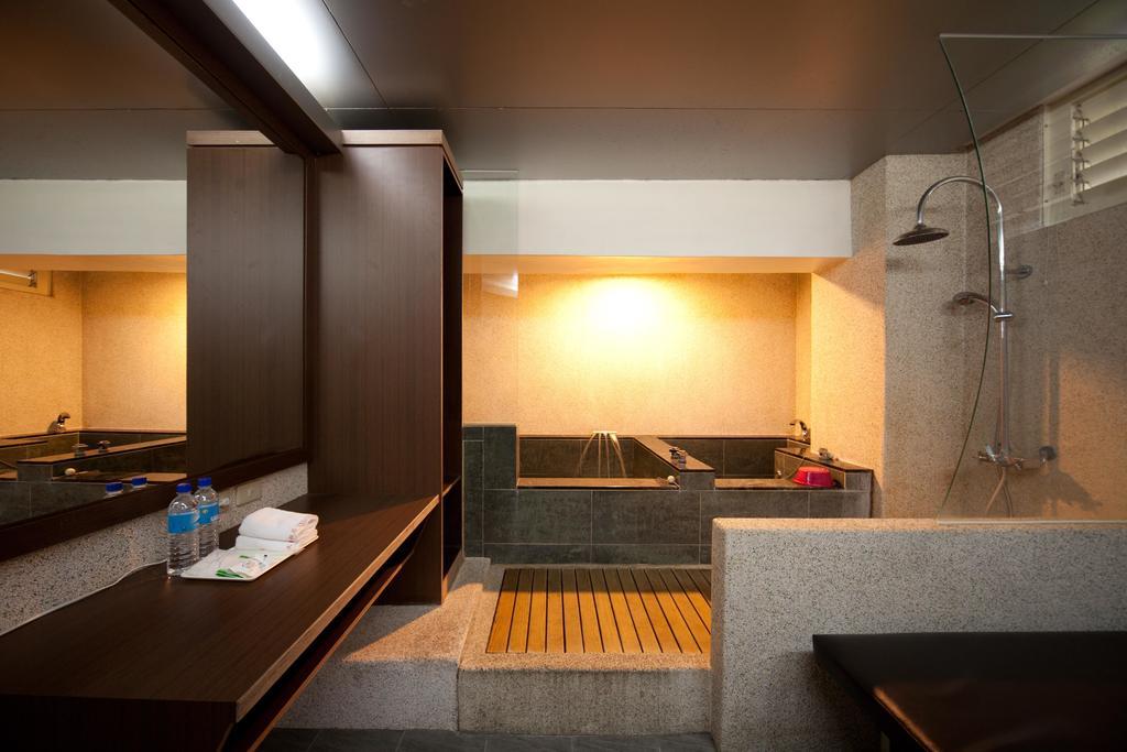 Champagne Hotel Csiaohszi Kültér fotó
