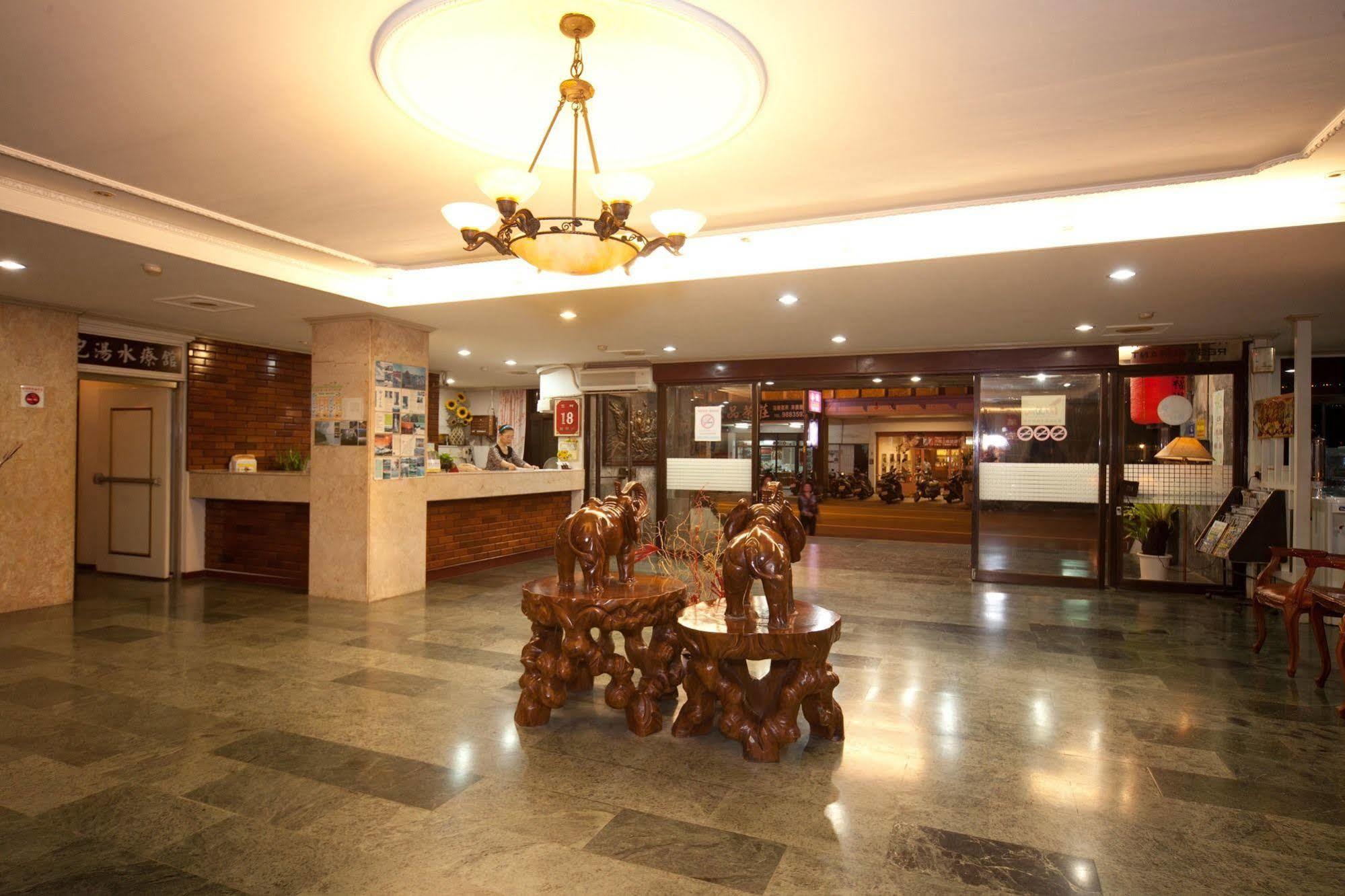 Champagne Hotel Csiaohszi Kültér fotó