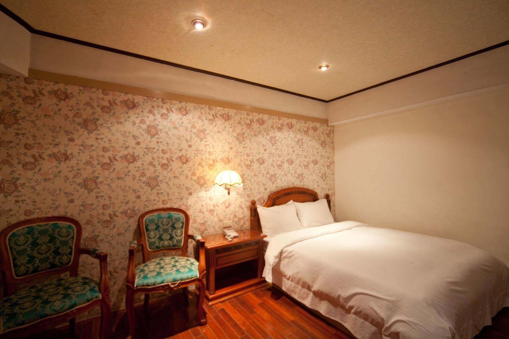 Champagne Hotel Csiaohszi Kültér fotó