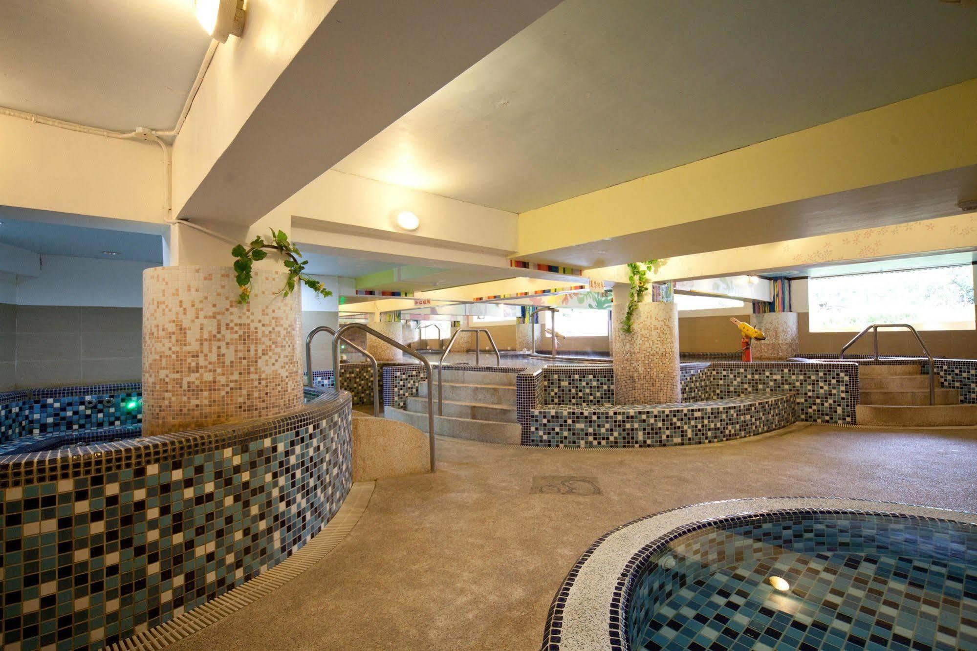 Champagne Hotel Csiaohszi Kültér fotó