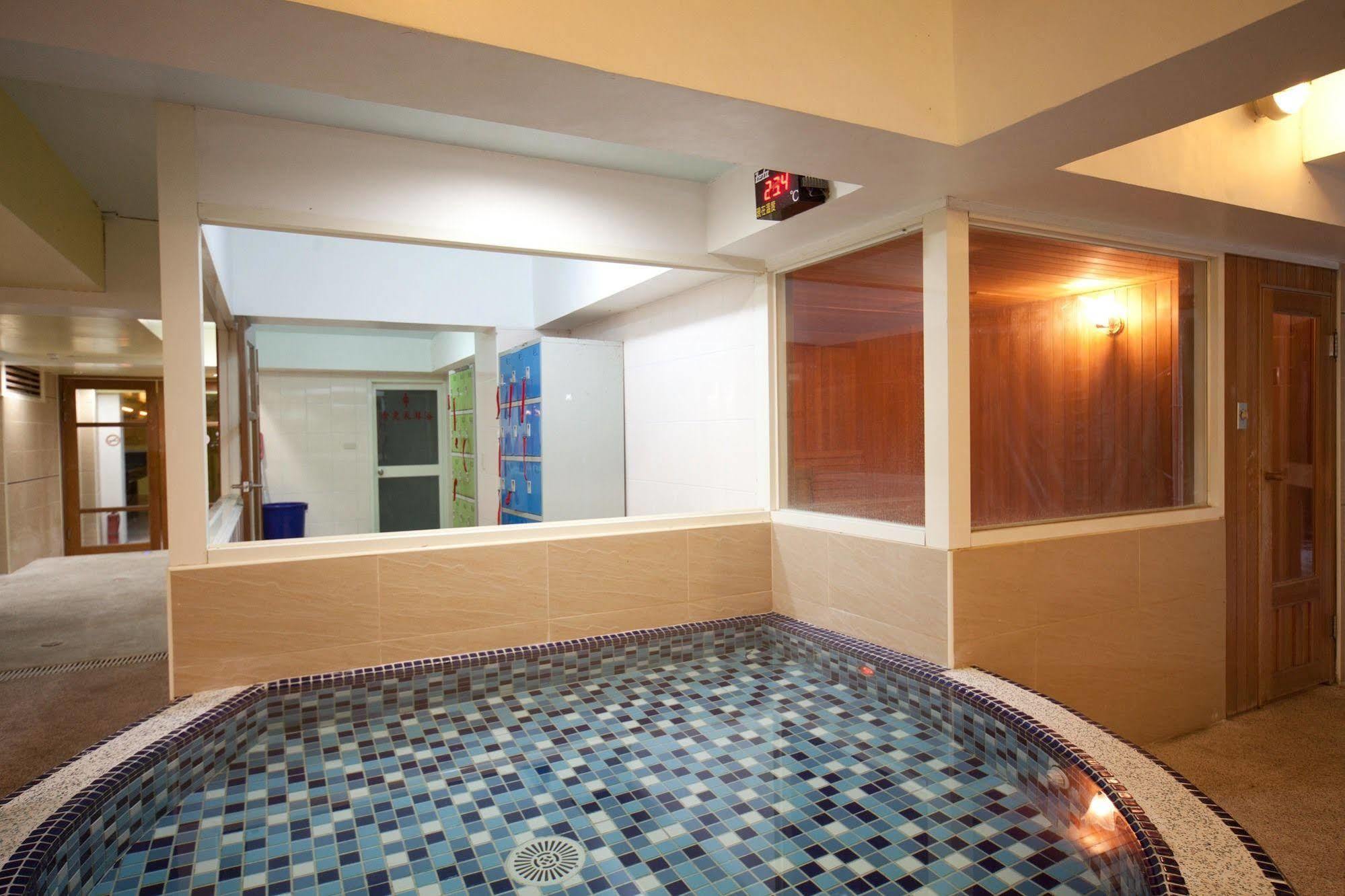 Champagne Hotel Csiaohszi Kültér fotó